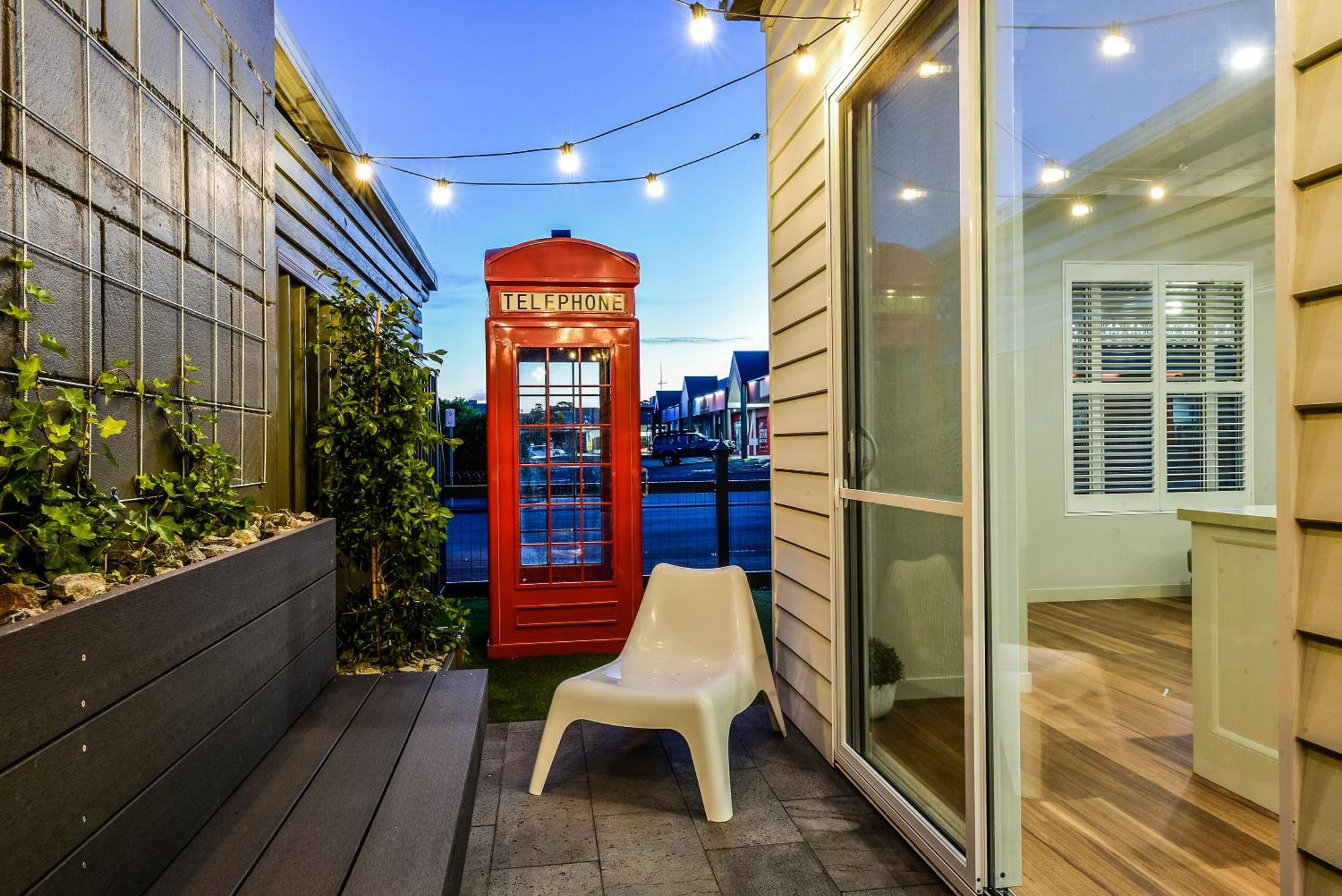 Aloha Central Luxury Apartments Mount Gambier Room photo